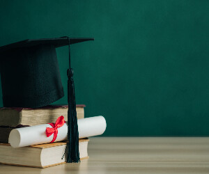 Difference Between Postgraduate and Masters